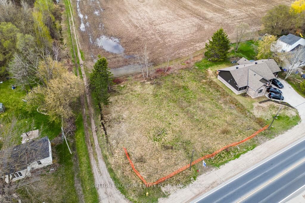 Property Photo:  28 Brentwood Road  ON L0M 1B2 