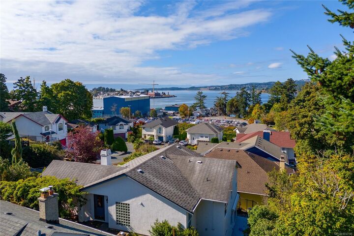 Property Photo: 715 Luscombe Pl BC V9A 7L6
