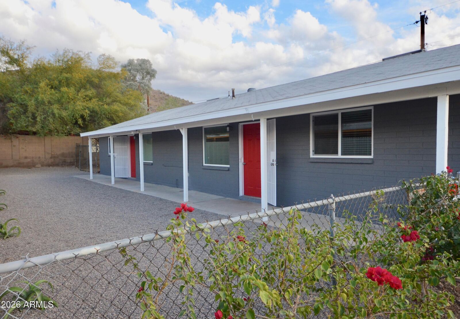 Property Photo: 10839 N 15th Avenue N AZ 85029