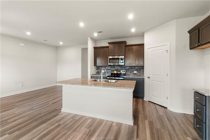 Property Photo: 5520 Harriet Street TX 77807