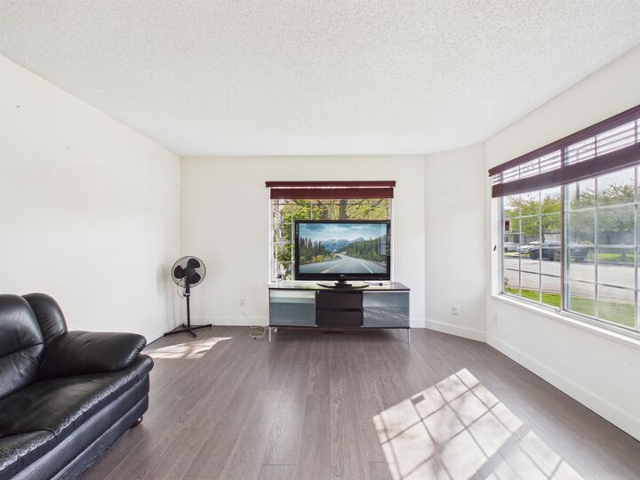 Property Photo: 6220 Lynas Lane BC V7C 5E4