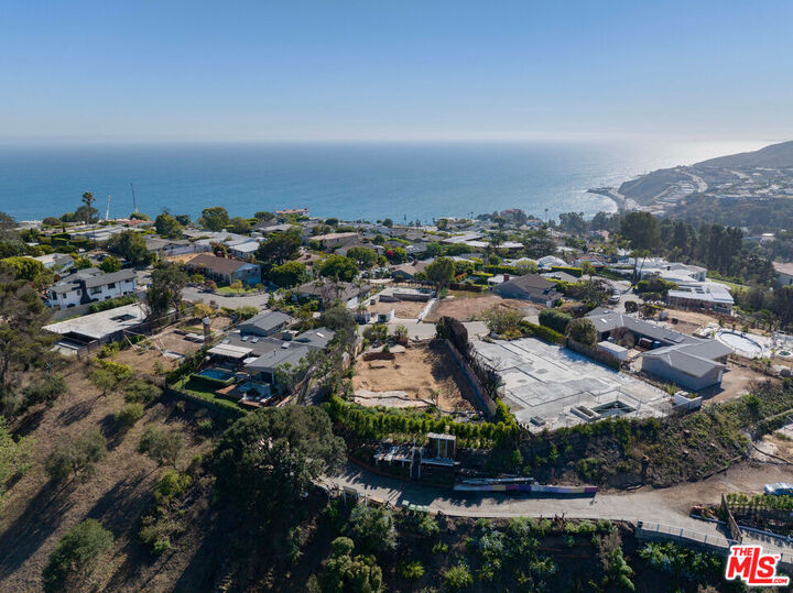 Property Photo:  312 Bellino Dr  CA 90272 