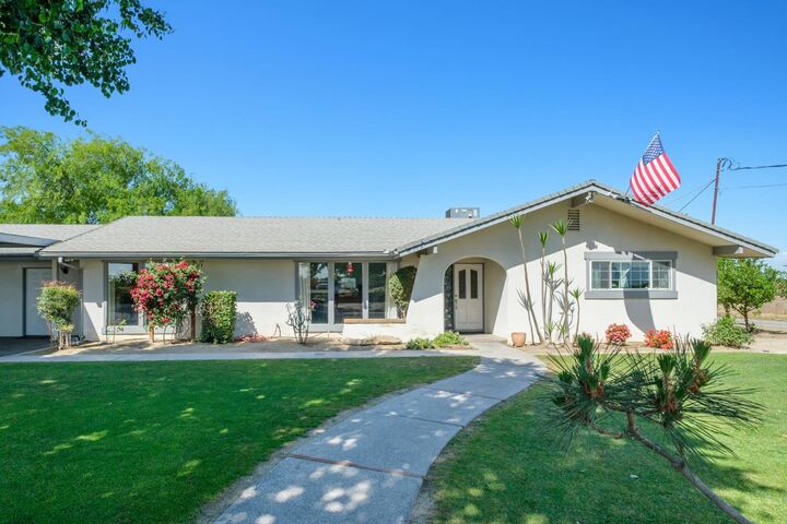Property Photo: 8519 S Orange Avenue CA 93725
