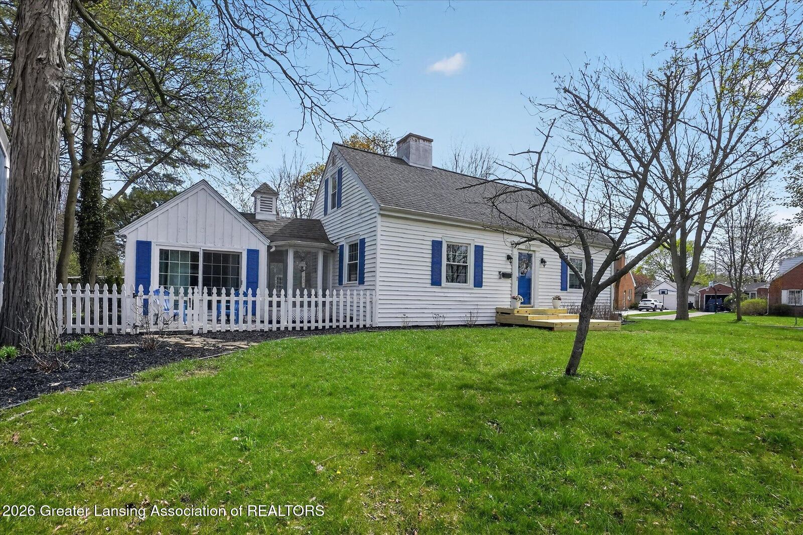 Property Photo:  606 Orchard Street  MI 48823 