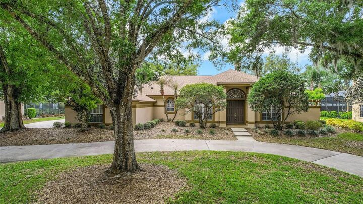 Property Photo: 3862 Golden Meadow Court FL 32765