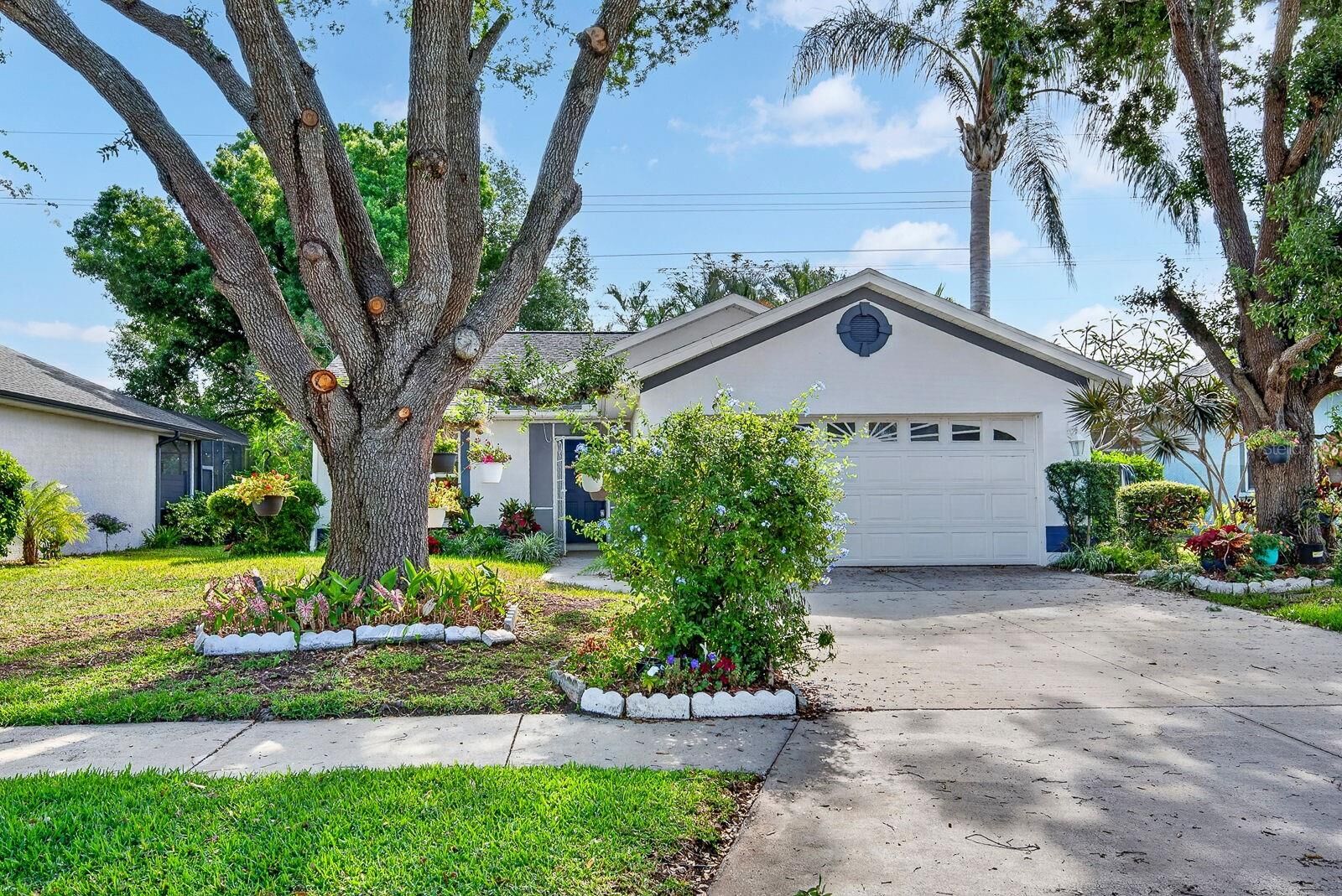 Property Photo:  4913 72nd Court E  FL 34203 