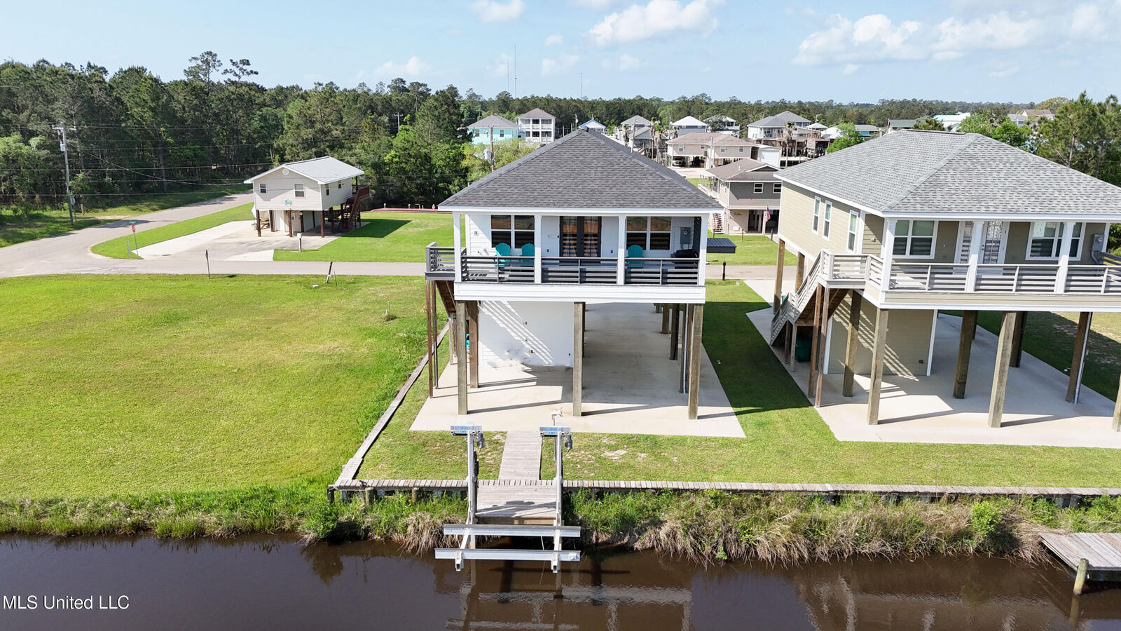 Property Photo:  4024 Cardinal Street  MS 39520 