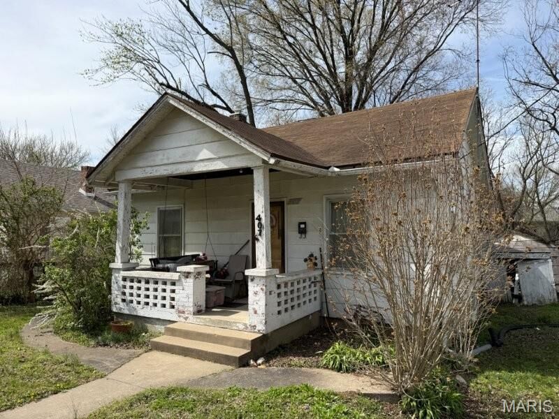 Property Photo:  407 Albert Street  MO 63703 