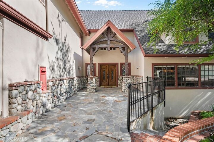 Property Photo:  887 Talisman  CA 92352 