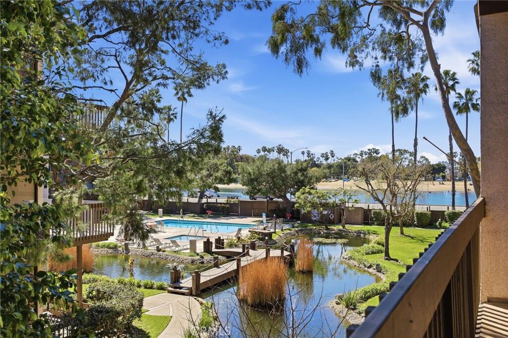 Property Photo:  7202 Marina Pacifica Drive South S  CA 90803 