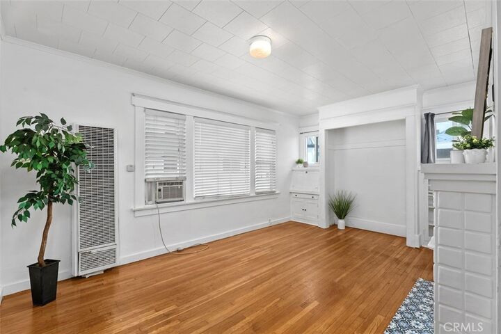 Property Photo:  1109 E 1st 7  CA 90802 