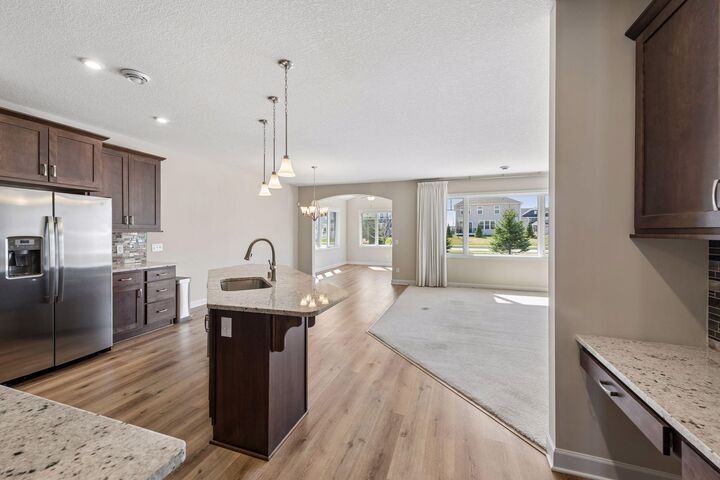 Property Photo:  1055 Roselyn Drive  MN 55386 