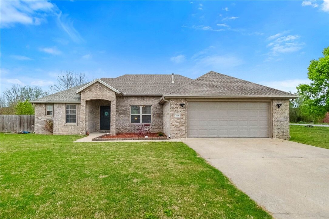 Property Photo:  710 Bonnie Scotland Drive  AR 72753 