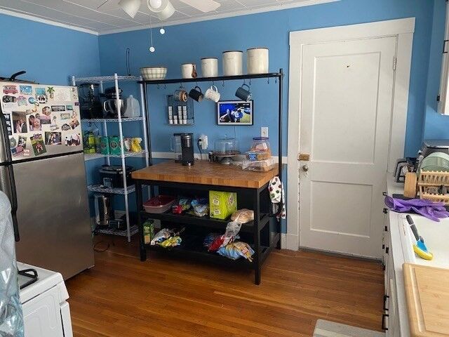 Property Photo:  70 Prospect Street 70  MA 02472 