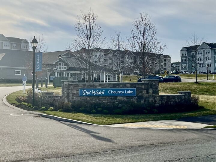 Property Photo:  4204 Peters Farm Way 204  MA 01581 