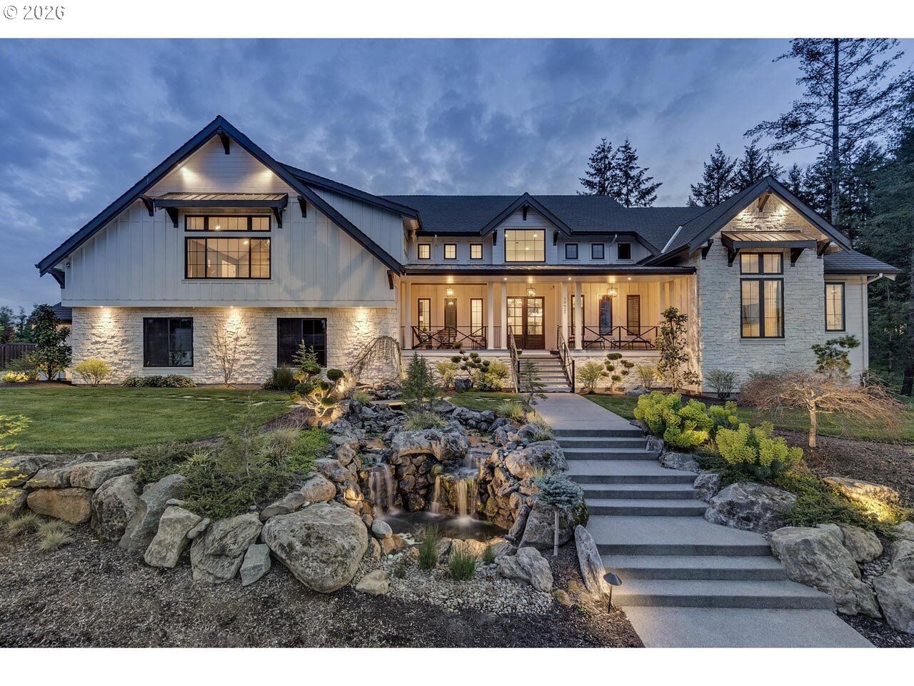 Property Photo:  10627 SE Paxton Ln  OR 97086 