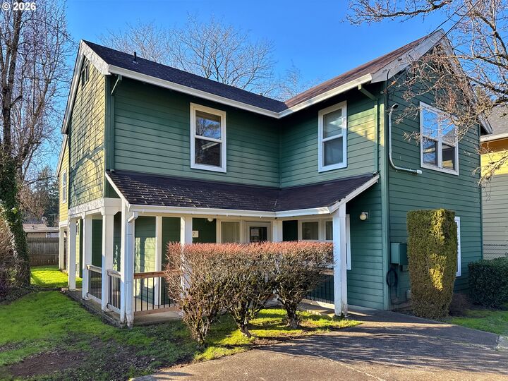 Property Photo:  217 NE 192nd Ave  OR 97230 