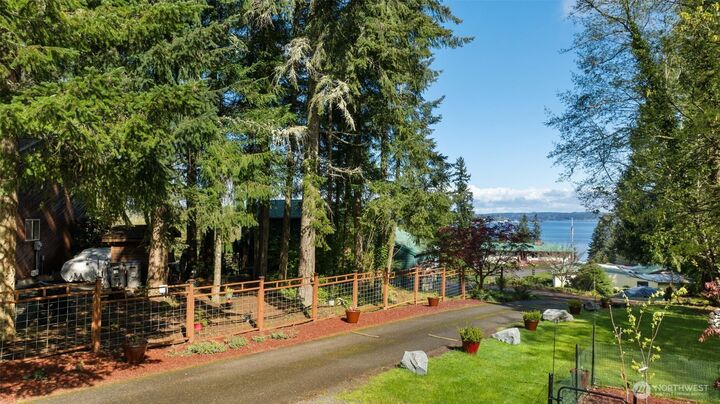 Property Photo:  3300  Marjorie Lane SE  WA 98366 