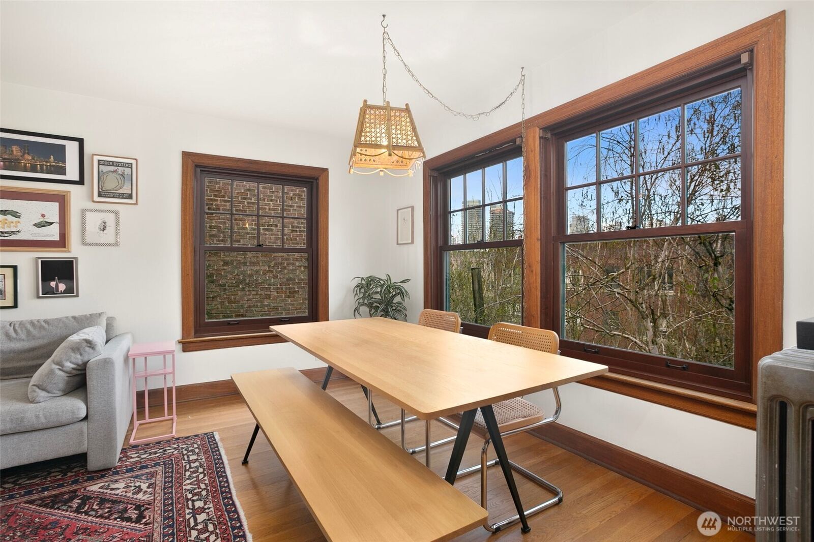 Property Photo:  408  Bellevue Avenue E 302  WA 98102 