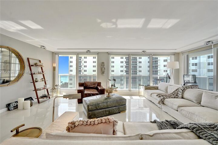 Property Photo:  2751 S Ocean Dr 908S  FL 33019 