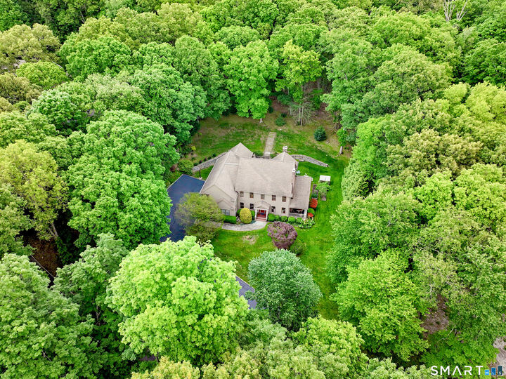 Property Photo:  281 Newtown Turnpike  CT 06896 