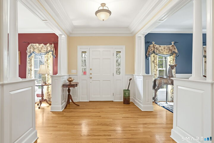 Property Photo:  281 Newtown Turnpike  CT 06896 