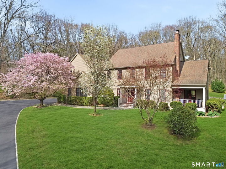 Property Photo:  281 Newtown Turnpike  CT 06896 