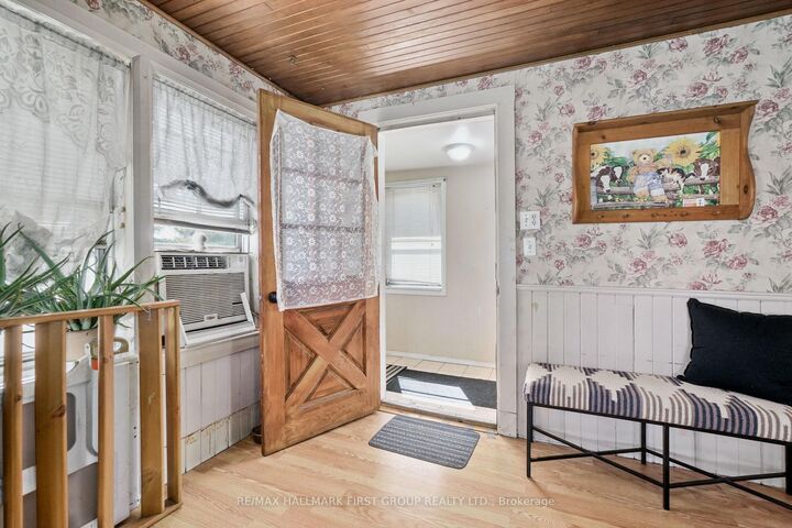 Property Photo: 19 Halstead Road ON K0K 2X0