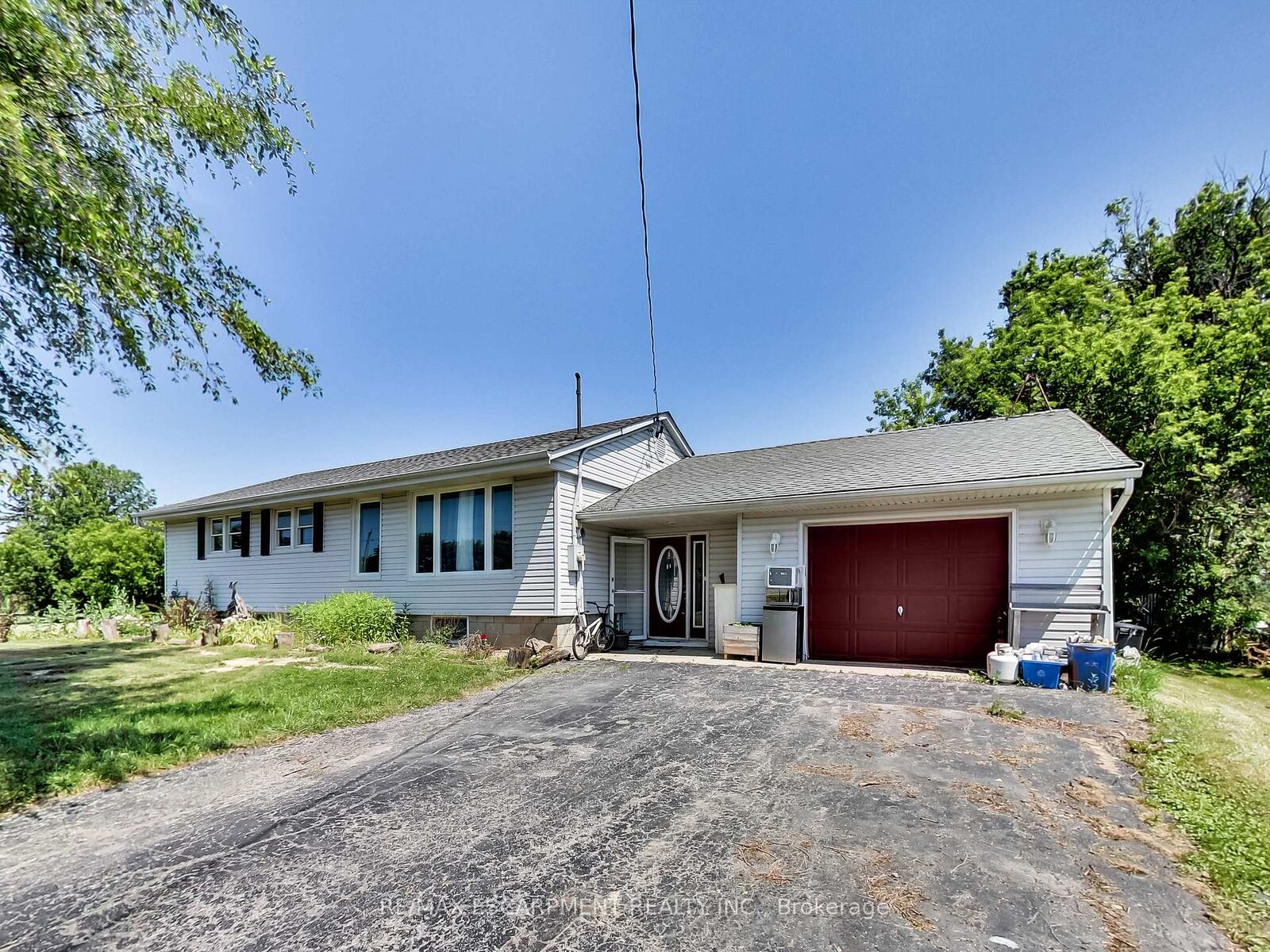 Property Photo: 9183 Silver Street ON L0R 1E0