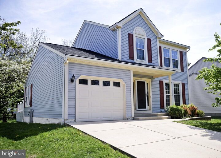 Property Photo:  824 Sunnyfield Lane  MD 21225 