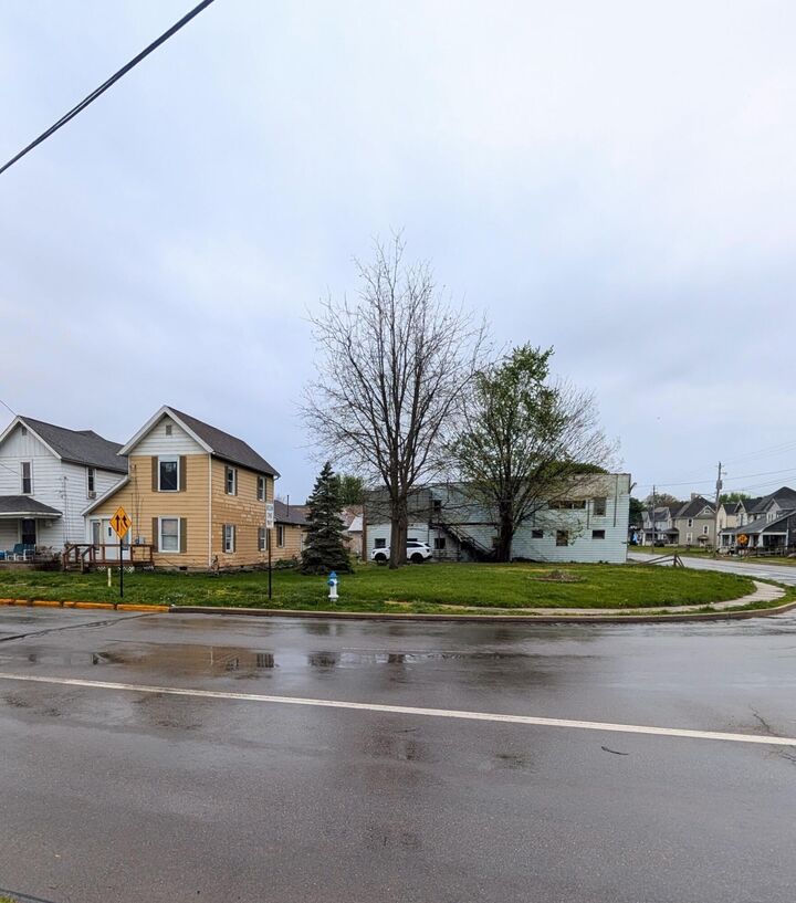 Property Photo:  373 W Church Street  OH 43302 