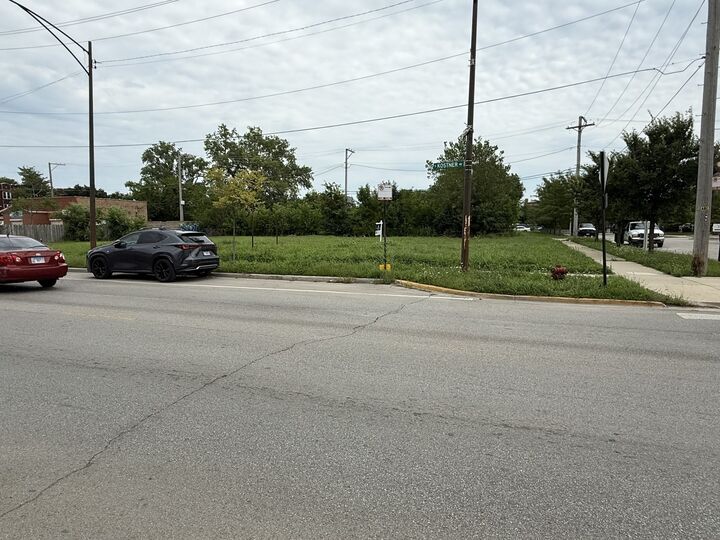 Property Photo:  1825 S Kostner Avenue  IL 60623 