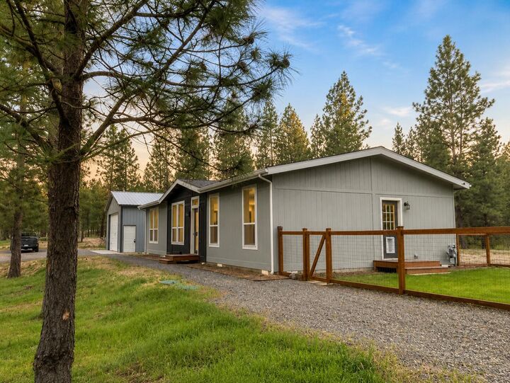 Property Photo: 1325 Sommer Way WA 99141