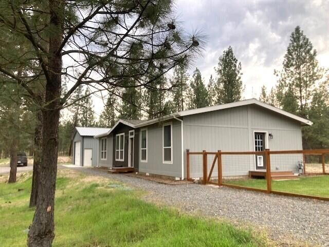 Property Photo:  1325 Sommer Way  WA 99141 