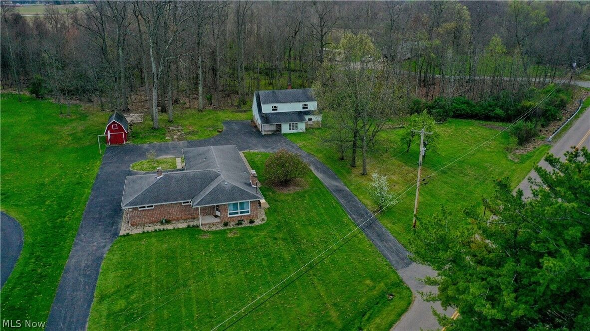 Property Photo:  10121 Springfield Road  OH 44514 