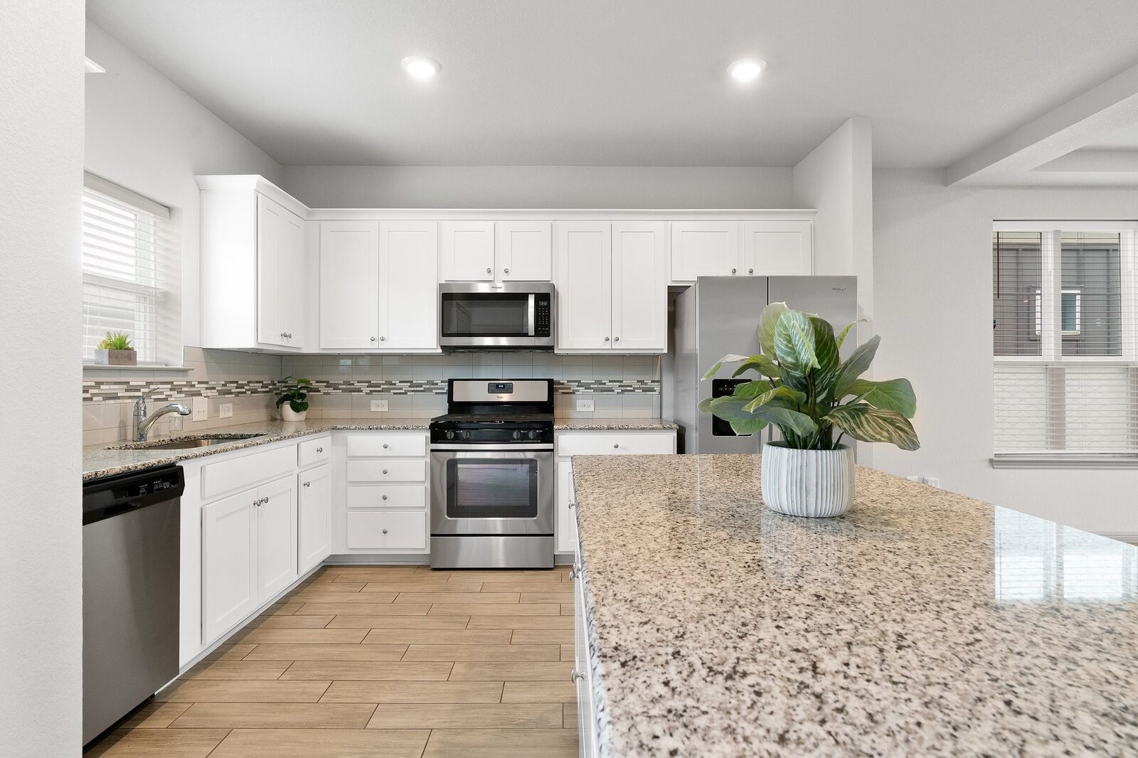 Property Photo:  5913-B Charles Merle Drive 16  TX 78747 