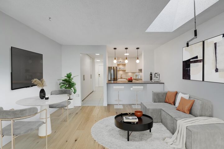 1545 E 2nd Avenue 303 — photo 1