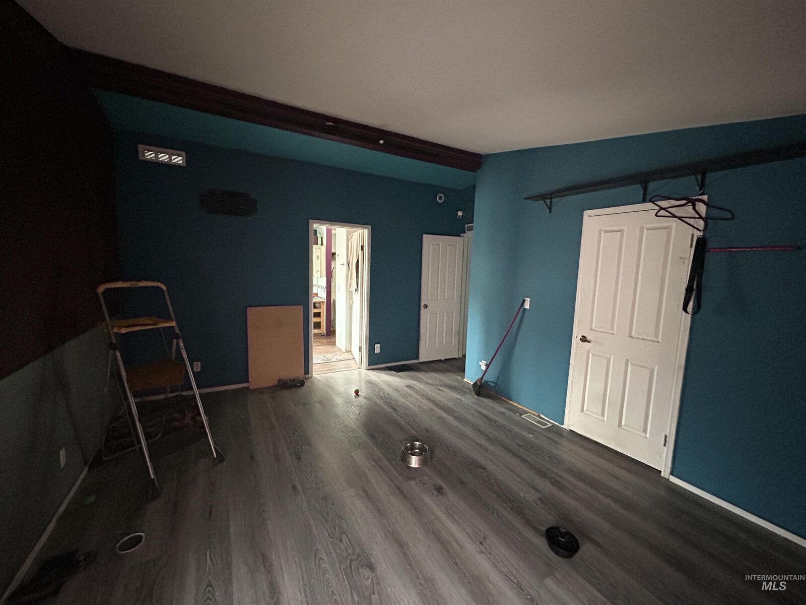 Property Photo:  2115 6th Ave. 25  WA 99403 
