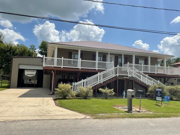 Property Photo:  305 Rj Drive  LA 70344 