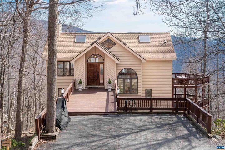 Property Photo:  327 Crawfords Edge  VA 22967 