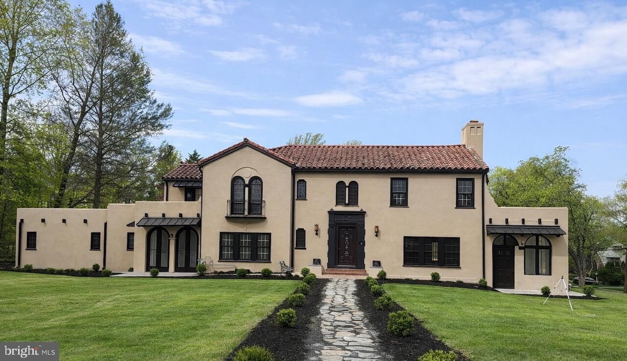Property Photo:  3 Ridge Avenue  PA 19067 