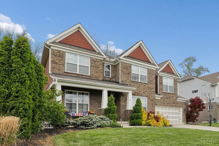 Property Photo:  1252 Autumn Run Drive  OH 45039 