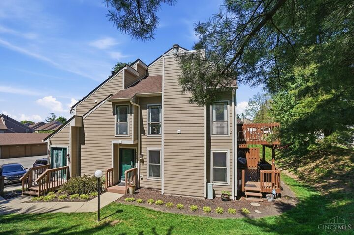 Property Photo:  9338 Hunters Creek Drive  OH 45242 