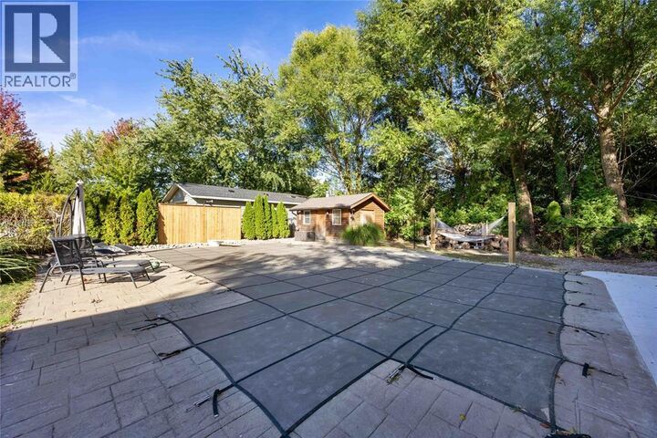 Property Photo:  756 St Clair Parkway  ON N0N 1G0 