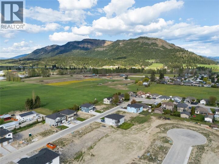 Property Photo:  2221 Heitman Street  BC V4Y 4M5 