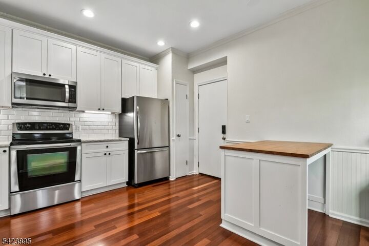 Property Photo:  5 Mallard Lane  NJ 07921 