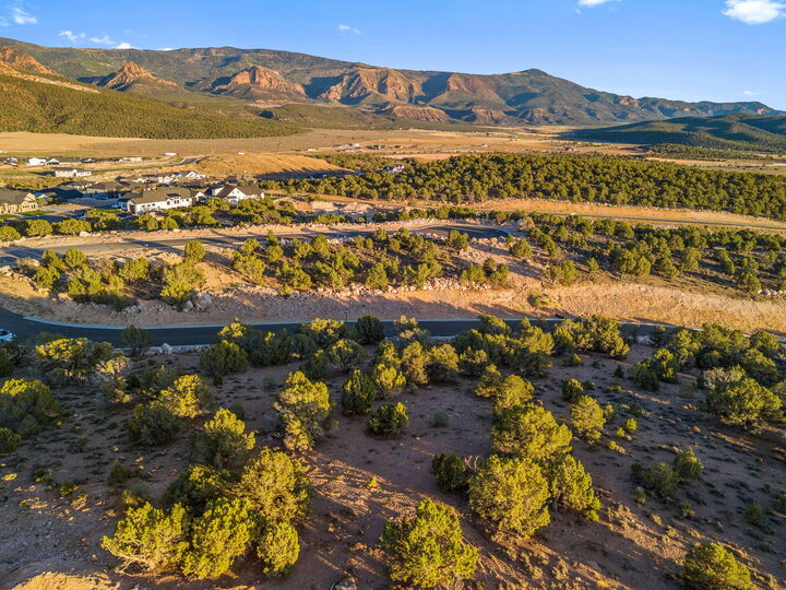 Property Photo: 3130 W W Estates Dr Lot 21 UT 84720