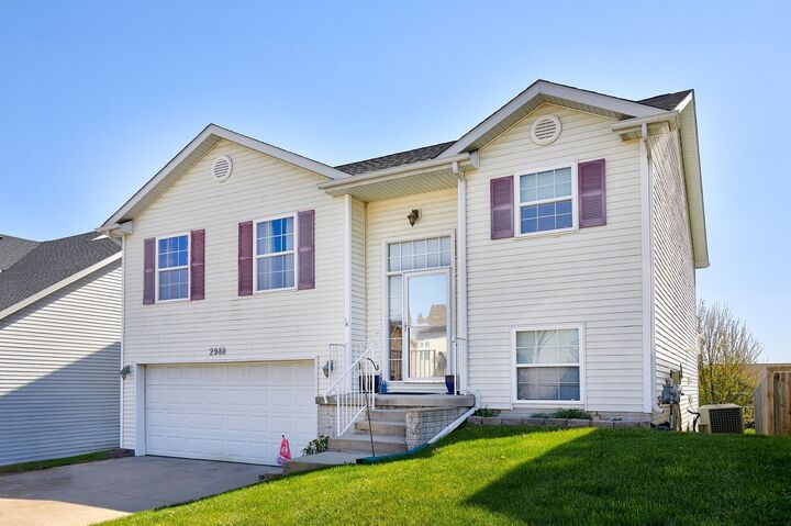 Property Photo:  2988 Park Place  IA 50211 