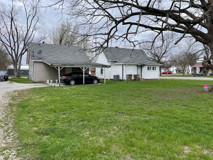 Property Photo:  2061 Ohio Avenue  IN 47201 