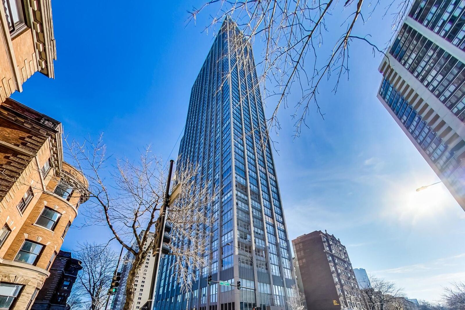 Property Photo:  655 W Irving Park Road 2301  IL 60613 